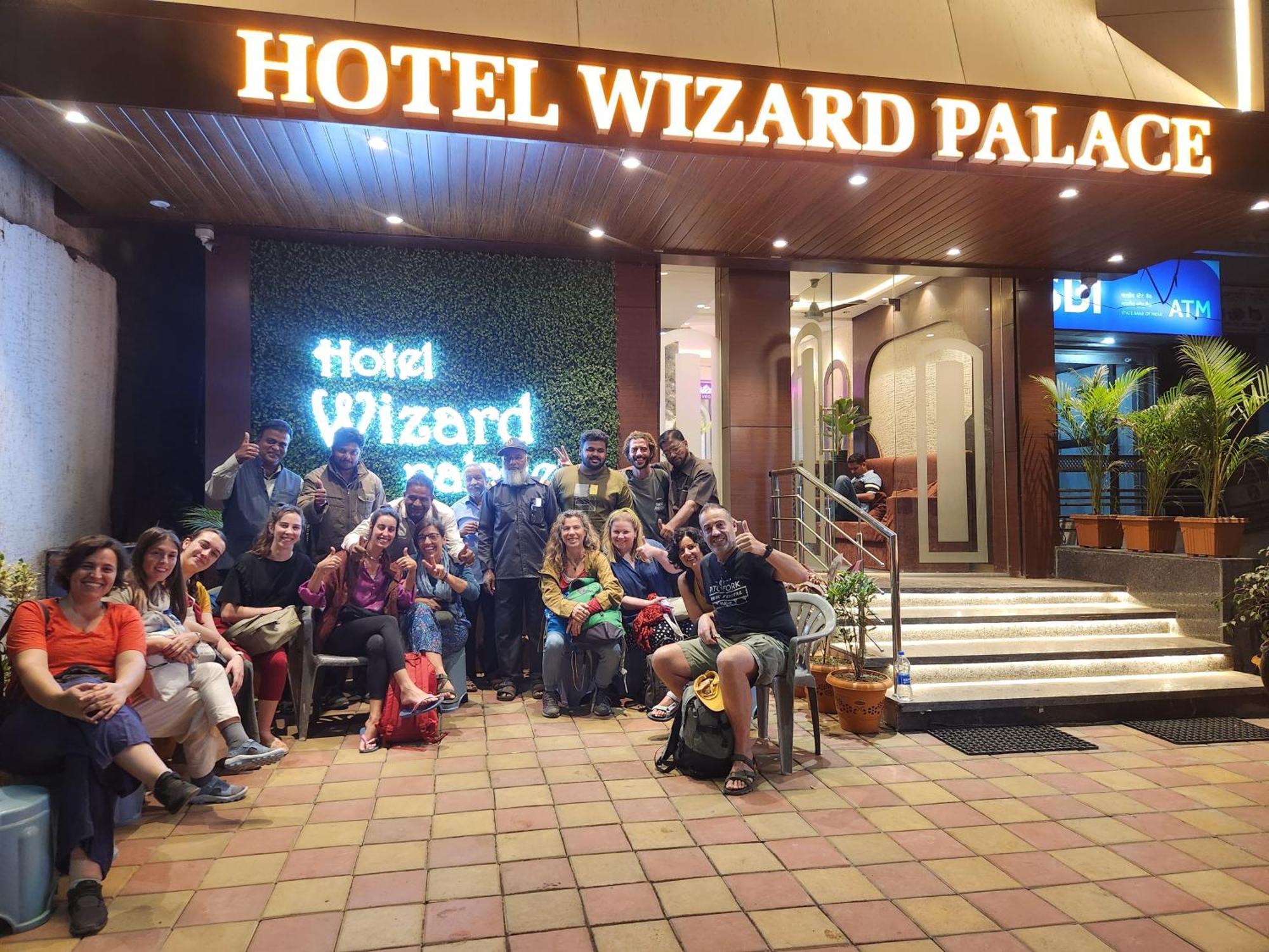 U2 Hotel Wizard Palace Aurangabad  Buitenkant foto