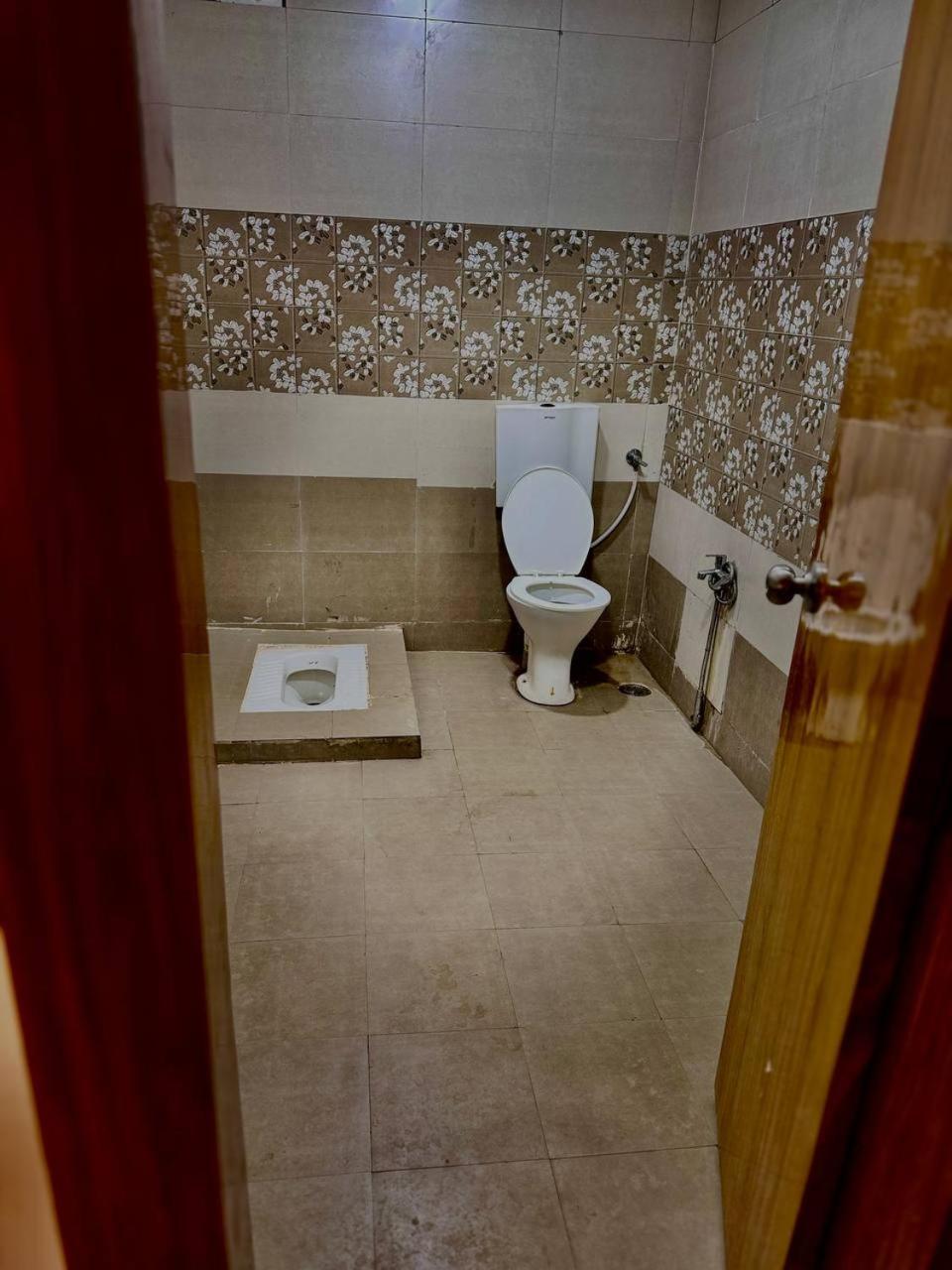 U2 Hotel Wizard Palace Aurangabad  Buitenkant foto